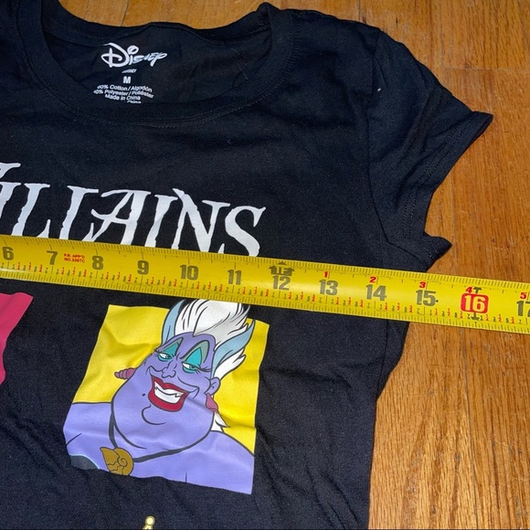 Nwot Disney villains T-shirt/ graphic tee - Picture 5 of 6